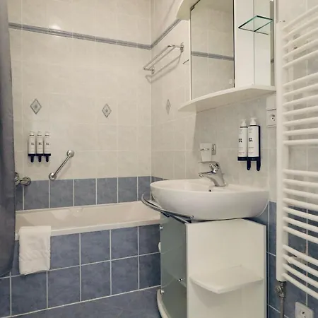 Apartma Justina 1880