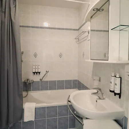 Apartma Justina 1880